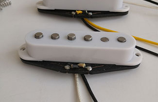 Strat Single Coil Pickups Alnico 5 Pole Pieces Fiber Flatworks